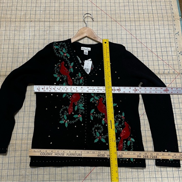 Christmas Cardigan embroidered Appliquéd Sequins Beaded Cardinals Size PM NWT - Picture 15 of 16